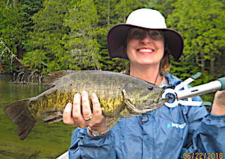 Lindy BIG Smallmouth Bass Fishing at Fireside Lodge